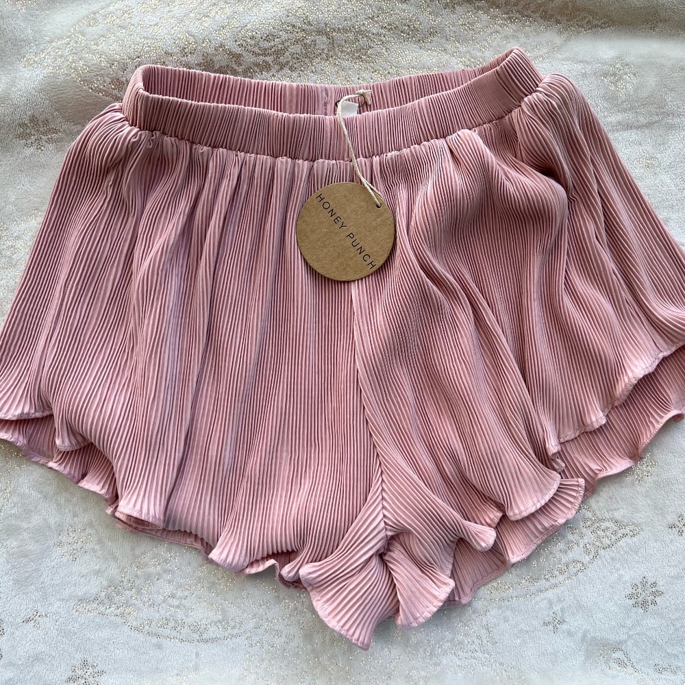 shorts color pink size SMALL